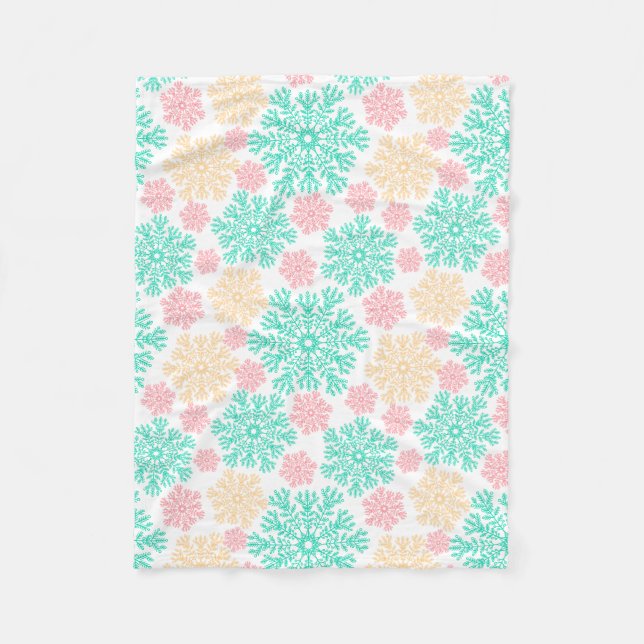 Cozy Winter Wonderland Snowflakes Pattern Fleece Blanket (Front)