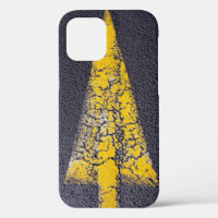 Cracked yellow arrow on a road Case-Mate iPhone ca