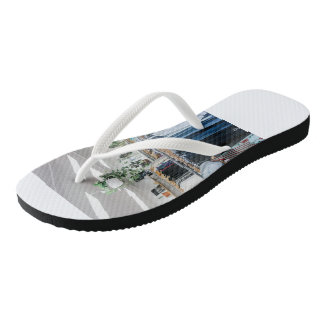 Crafting an exceptional article to highlight your  flip flops