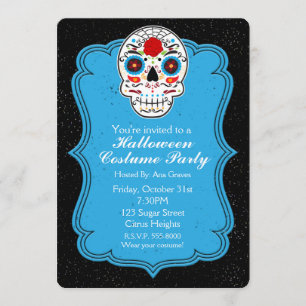 Crâne à sucre coloré et invitation à la fête bleue