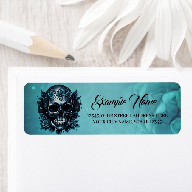 Crâne bleu foncé avec rose (En situation)