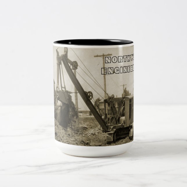 CRANE D'INGÉNIERIE DU NORD-OUEST SHOVEL MUG DÉBUT (Centre)