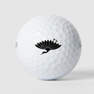 Crane-shaped chrysanthemum golf balls
