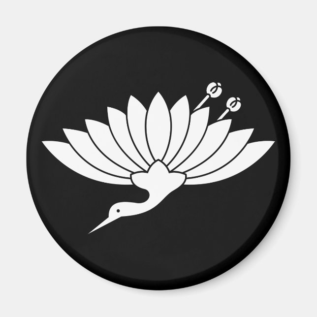 Crane-shaped chrysanthemum magnet (Front)