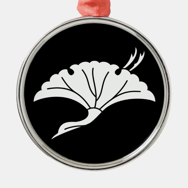 Crane-shaped ginkgo leaf metal ornament (Front)