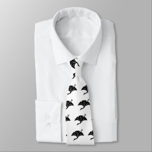 Crane-shaped ginkgo leaf tie