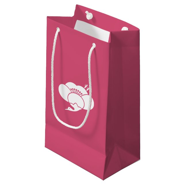 Crane-shaped plum blossom small gift bag (Front Angled)