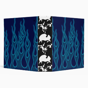 Crânes et classeur bleu de flammes de fantôme