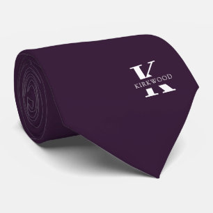 Cravate Aubergine   Élégant Monogramme+Nom   sur un côté