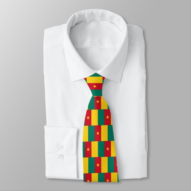 Cravate avec Drapeau du Cameroun (Attaché)