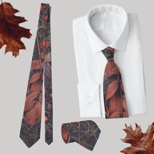 Cravate Baies rouges et feuilles d'automne brunes
