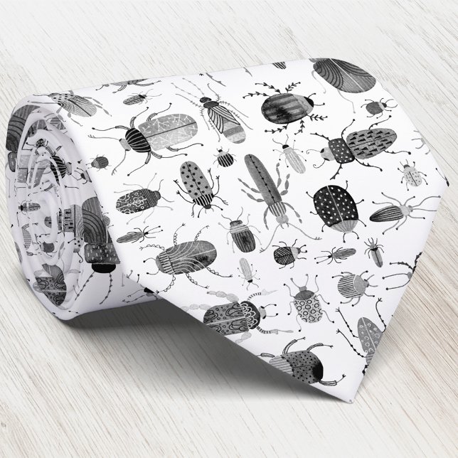 Cravate Beetle noir et blanc (Bugs Insects and Beetles black and white ink art neck tie)