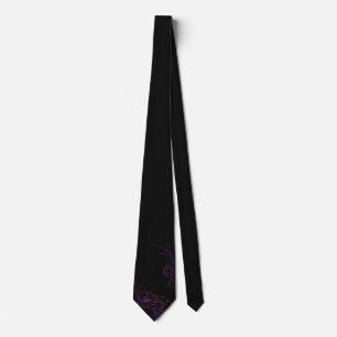Cravate Col noir uni avec fleur violette dans le coin infé