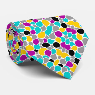 Cravate Conception de motifs transparents colorés mignons