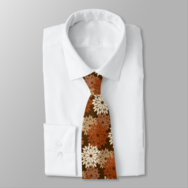 Cravate Copie florale moderne de kimono, brun foncé et Tan (Attaché)