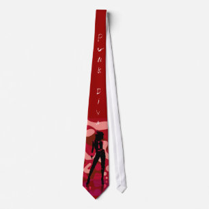 Cravate Diva punk d'un rouge ardent
