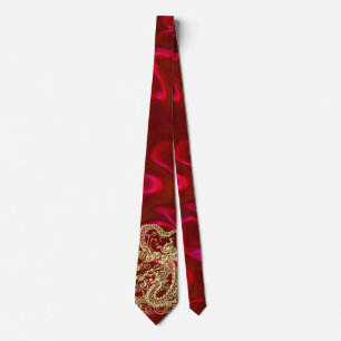 Cravate Dragon d'or embouti sur papier satin rouge