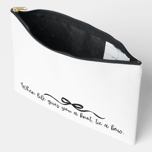 Cravate d'un sac d'accessoires pour cordes (Ouvrir)