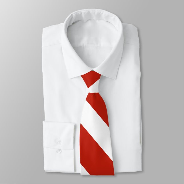 Cravate en bande rouge et blanche de l'Université  (Attaché)