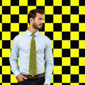 cravate en damier jaune et noir