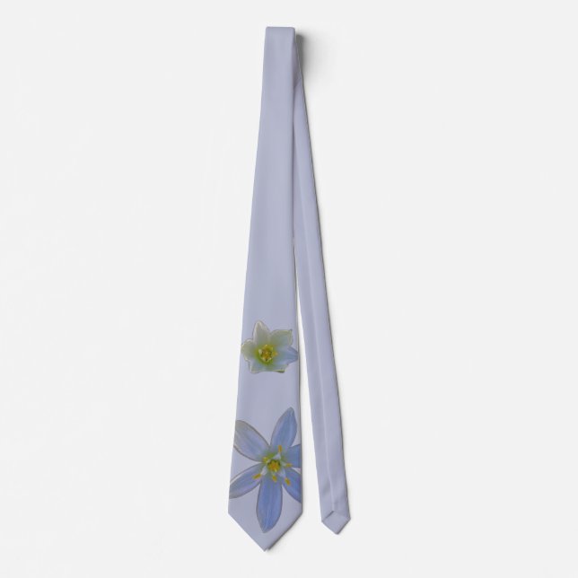 Cravate fleurir en blanc (Devant)