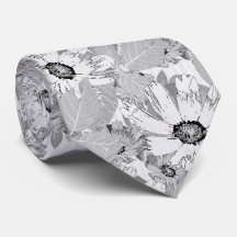 Fleurs blanches sur gris clair.