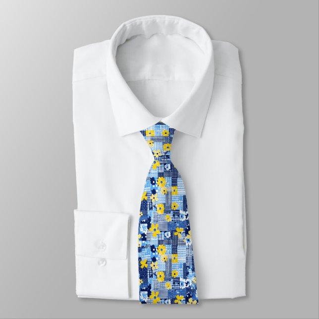 Cravate Fleurs jaunes Motif bleu (Attaché)