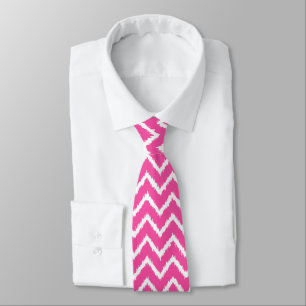 Cravate Ikat Chevrons - Profond fuchsia rose et blanc