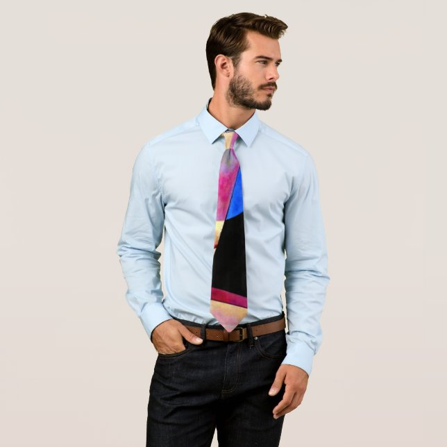 Cravate Kandinsky - Cubisme Abstrait avec rose et blues (En situation)