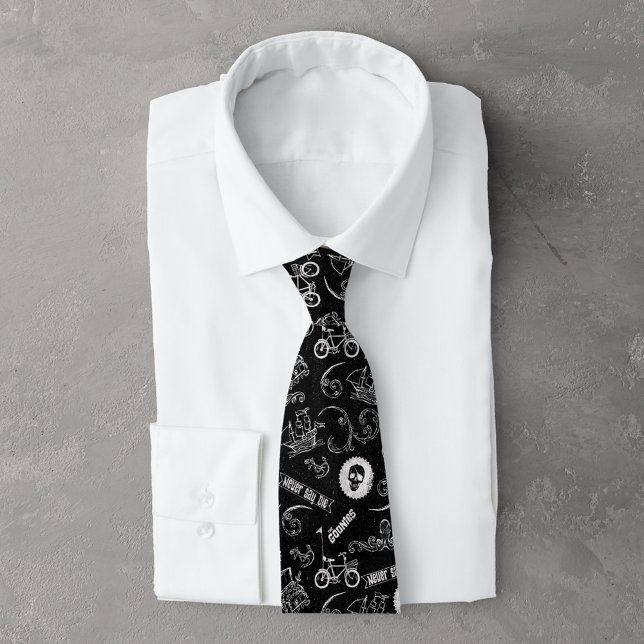 Cravate Le Motif des icônes de Goonies (Tie with shirt)