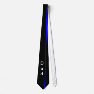 Cravate Ligne verticale mince bleue sur le papa noir