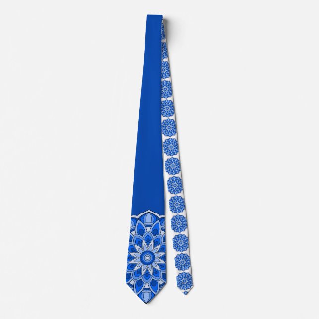 Cravate Mandala en bleu (Devant)