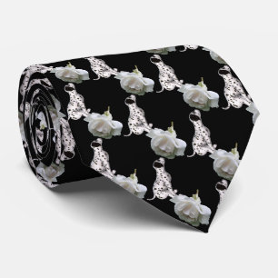 Cravate Motif Dalmatien de rose blanche