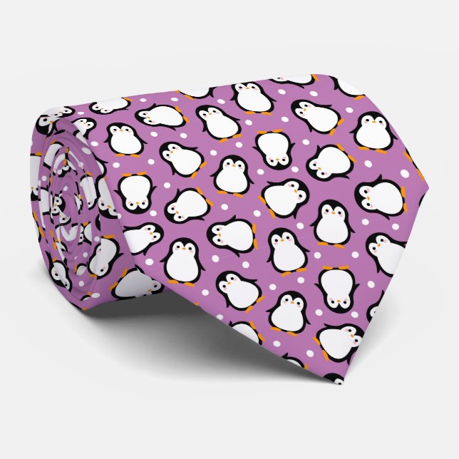 Cravate Motif mignon de pingouin violet (Roulé)