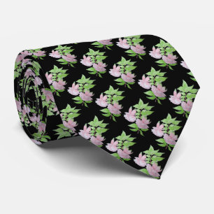Cravate noir avec petites fleurs roses et feuilles fleuris