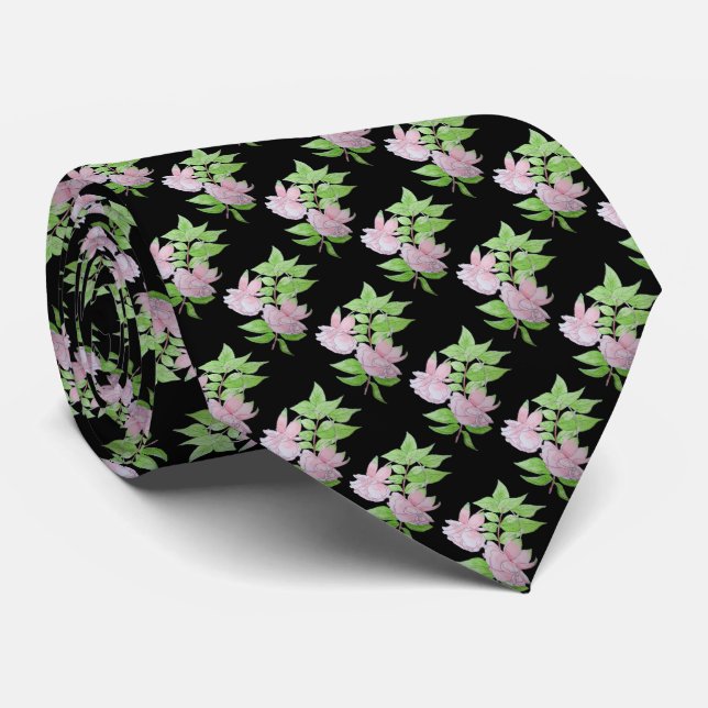 Cravate noir avec petites fleurs roses et feuilles fleuris (Roulé)