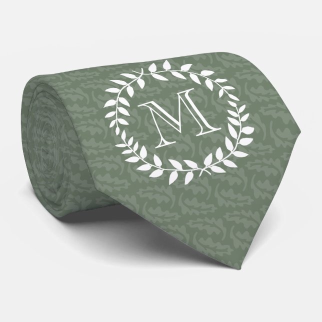 Cravate Sage Green Monogramme Élégant Foliage Moderne Wrea (Roulé)