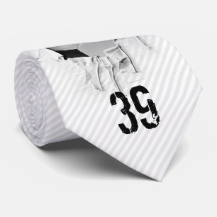 Cravate Soccer Torn (personnalisé) Blanc
