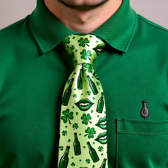 Cravate St. Patrick’s Day Sip & Smirk Necktie (St. Patrick’s Day Sip & Smirk Necktie)