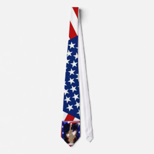 Cravate Statue de la Liberté avec feux d'artifice pour 4 j