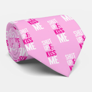 Cravate Tais-toi et m'embrasse Typographie Pink Valentine
