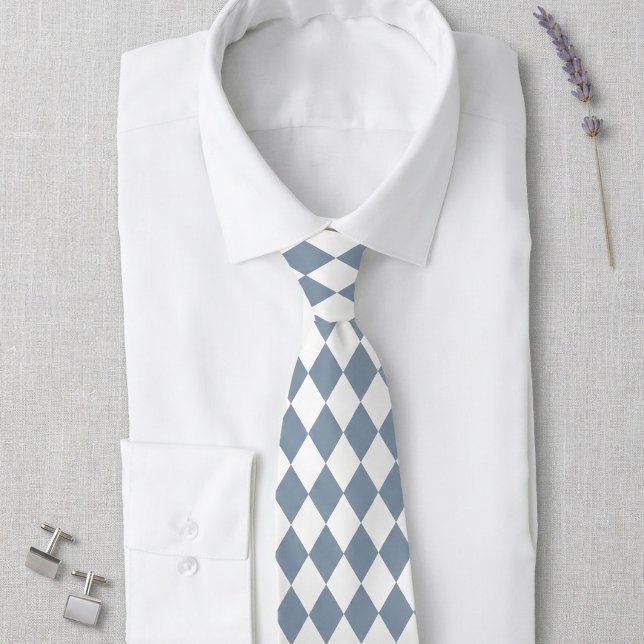 Cravate Tiedressin diamanté harlequin bleu poussière et bl (Dusty blue and white classic diamond pattern wedding tie.)