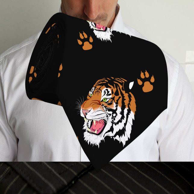 Cravate Tigre Tête Avec Empreintes de pattes Sur Cou Noir (Créateur téléchargé)