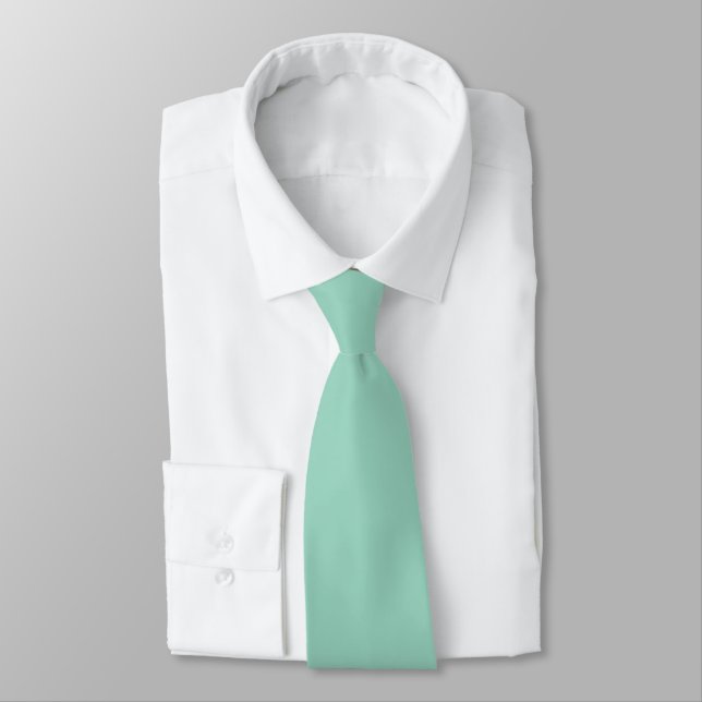 Cravate Une couleur unie douce et menthe assourdie. (Attaché)