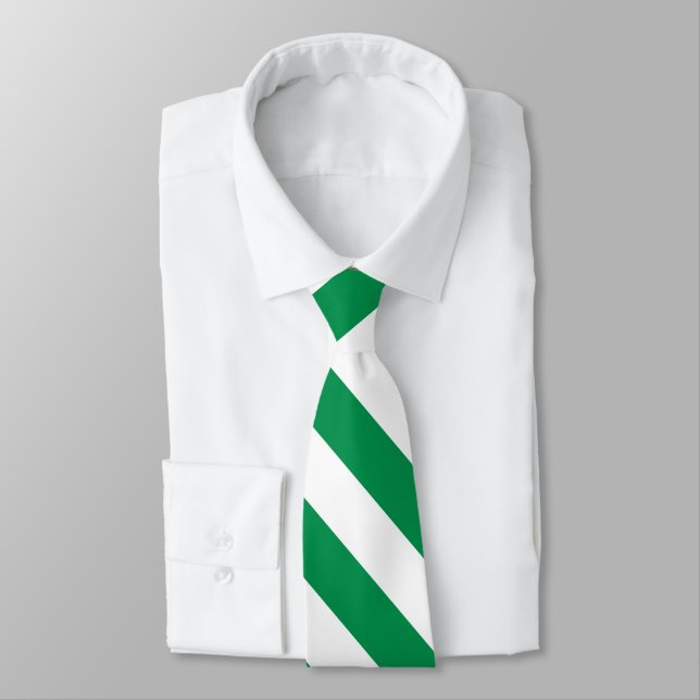 Cravate verte et blanche (Attaché)