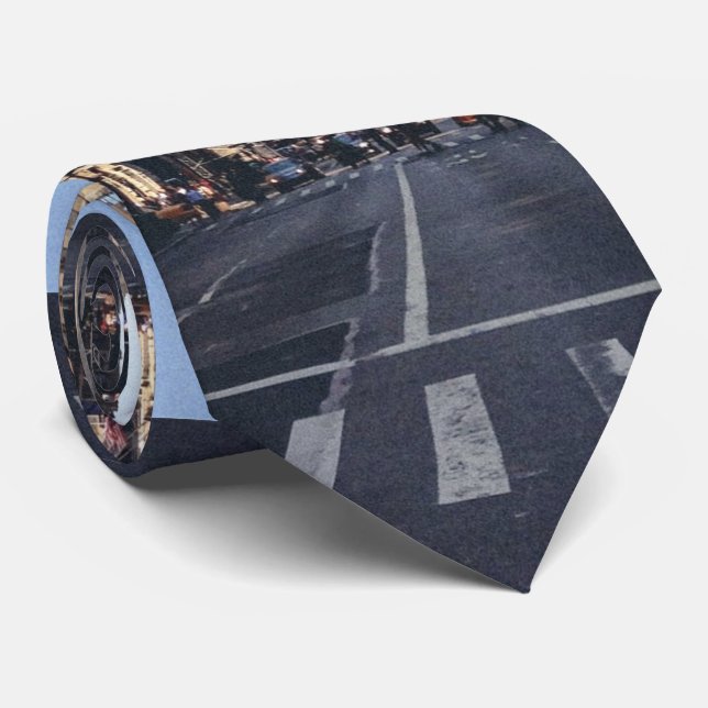 Cravate Ville orientée, passage piéton d'utilisation de (Roulé)