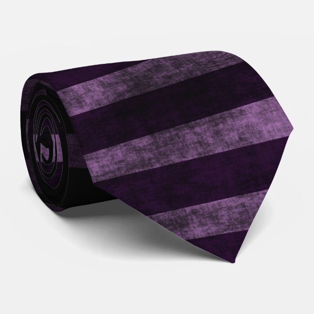 Cravate Witchy Stripes in Purple and Black (Roulé)