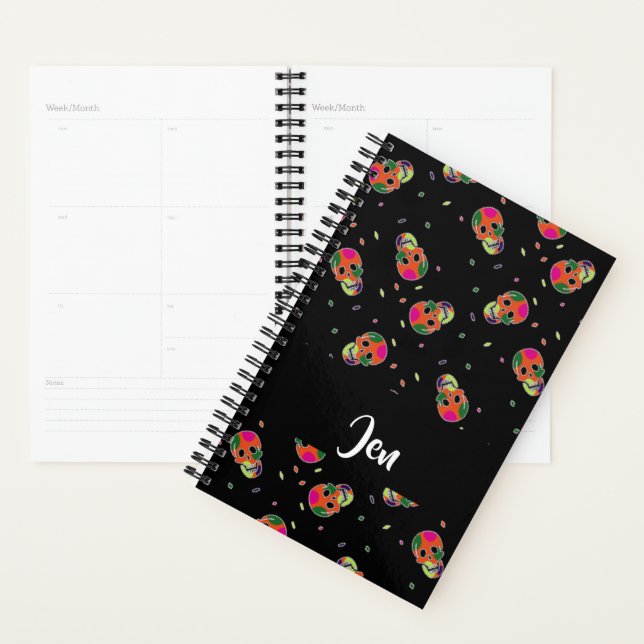 Crazy skulls on black planner (Display)