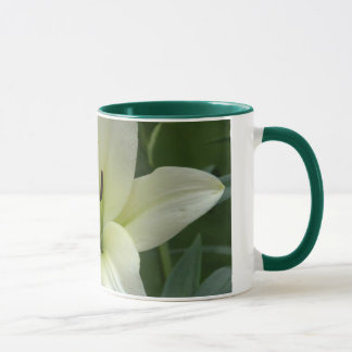 Creamy Lily Mug