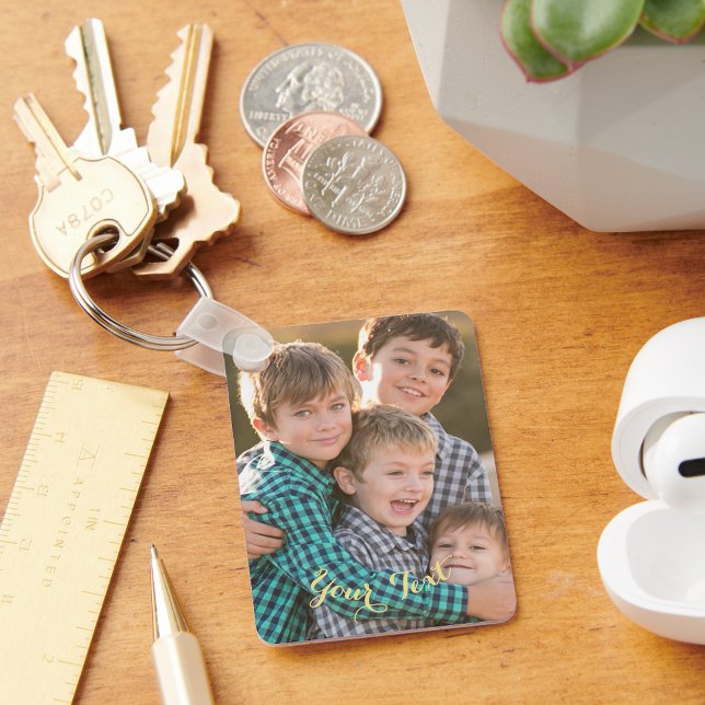 Create Personalized Custom Photo and Text Keychain (Create Personalized Custom Photo and Text Keychain)